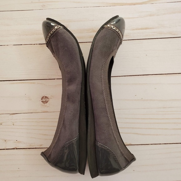 Seychelles Triangle Grey Flats - Picture 4 of 8